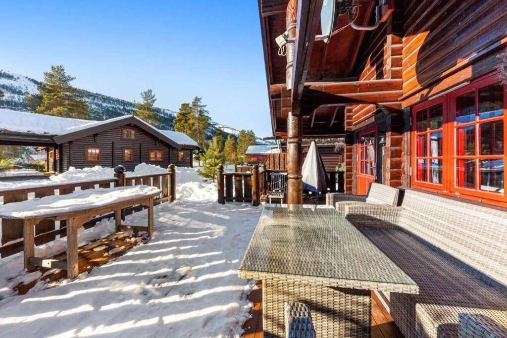 100M Lift, 2 Min Swim - Large Family Cabin ヴラダル エクステリア 写真