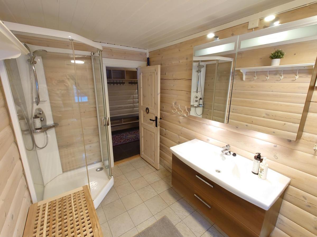 100M Lift, 2 Min Swim - Large Family Cabin ヴラダル エクステリア 写真